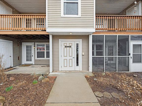 2nd image of 1525 Weatherstone Dr