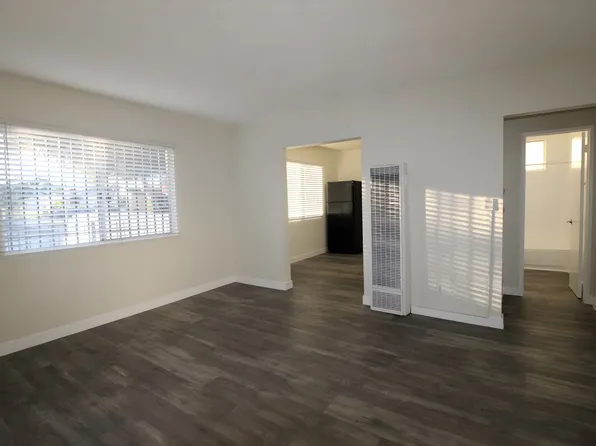 11120 S Normandie Avenue, 11120 S Normandie Ave #1, Los Angeles, CA 90044