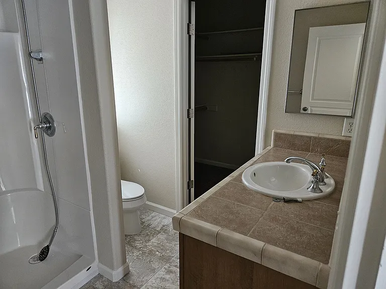1033 Monterra Ln — Photo 11