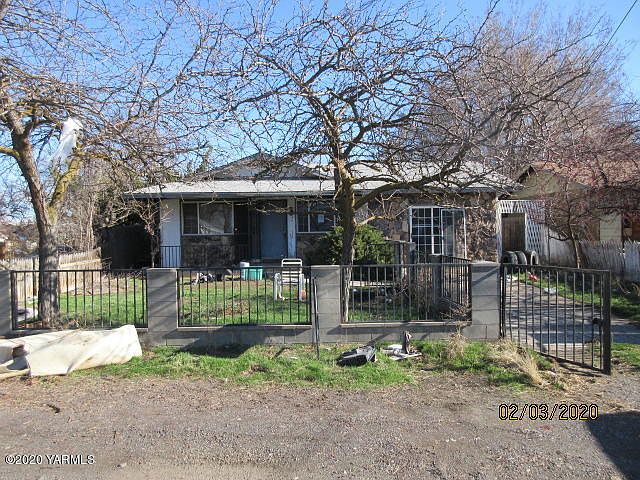1st image of 307 N Central Ave