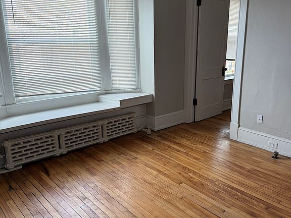 2nd image of 2317 Hennepin Ave APT 6