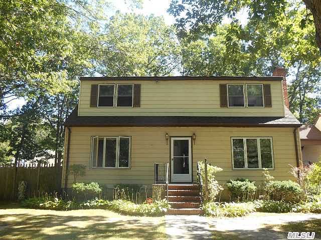 1st image of 223 Mohican Ave
