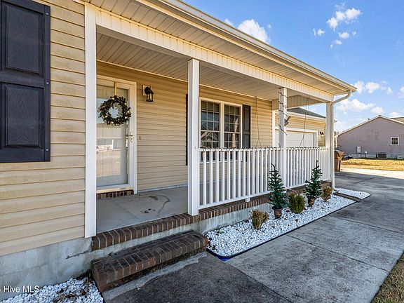 5th image of 305 Murphy Drive
