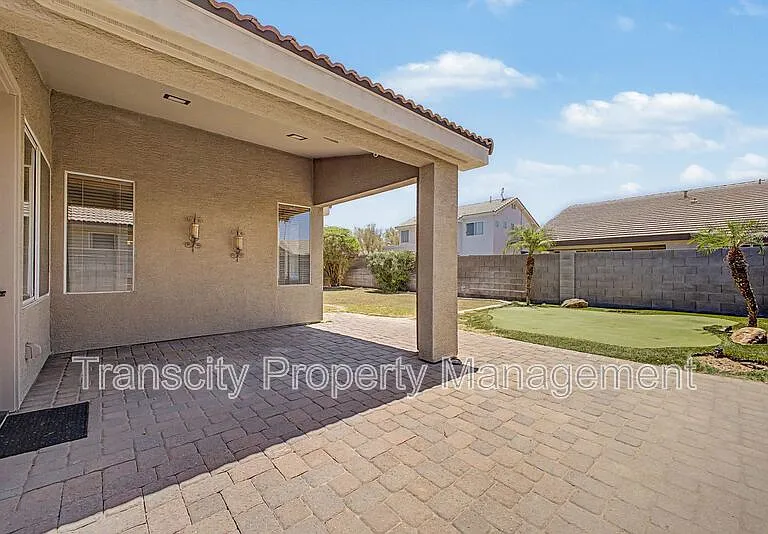 1369 W Enfield Way — Photo 16
