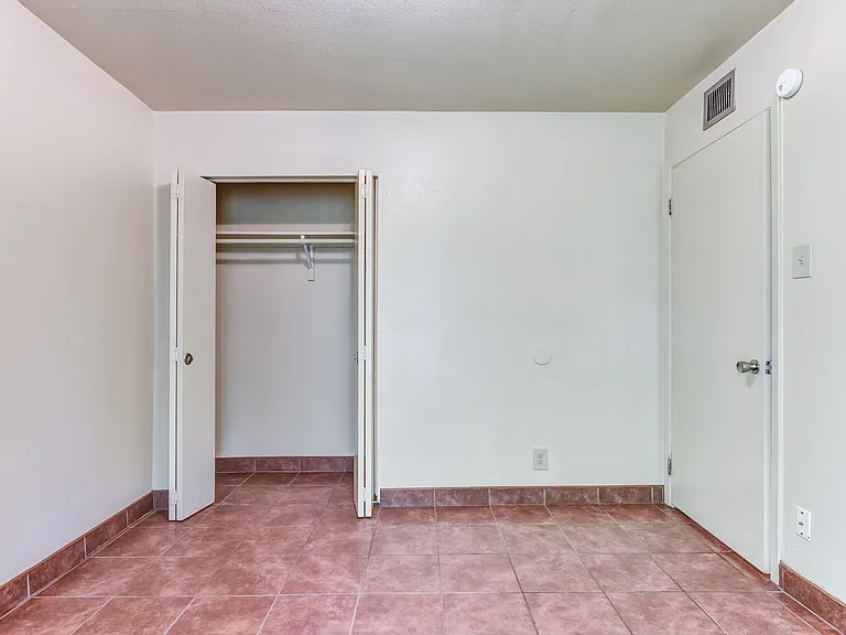 Brandywyne Apartments — Photo 22