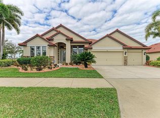 302 Cockle Shell Loop, Apollo Beach, FL 33572