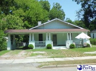 218 W Laurel St, Mullins, SC 29574