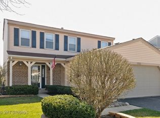 4965 Lichfield Dr, Hoffman Estates, IL 60010