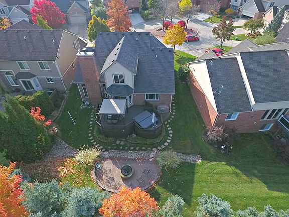 3rd image of 50400 Waterstone Ct #3