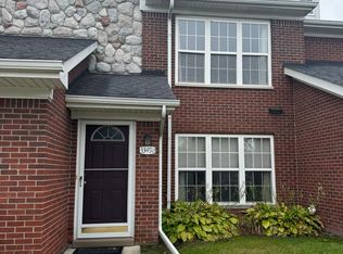 33492 Utica Rd #4, Fraser, MI 48026