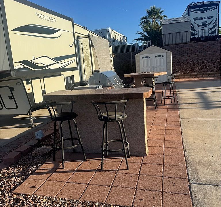 1st image of 834 Canary Way