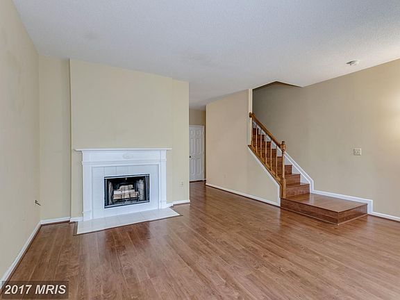 5th image of 7130 Strawn Ct
