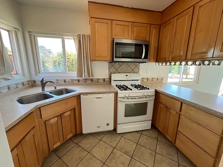 1505 Monte Mar Rd — Photo 4