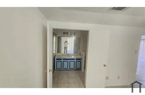 3203 Upshire Ct #3203 Photo 1
