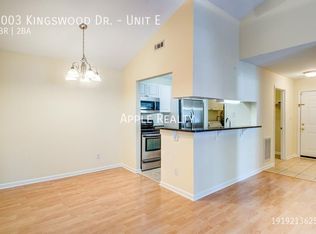 1003 Kingswood Dr APT E, Chapel Hill, NC 27517