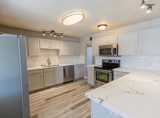 1305 W Romo Jones St, Tempe, AZ 85281