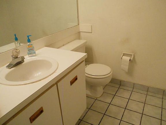 5th image of 1033 NE 210th Ter #1033
