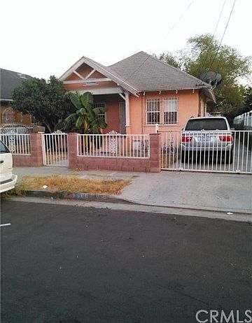 1st image of 898 E 40th Pl