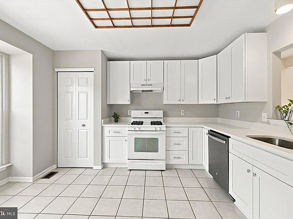 5th image of 7923 31 Ridge 31 Ave #27