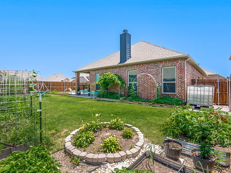 16000 Ryedale Rd — Photo 25