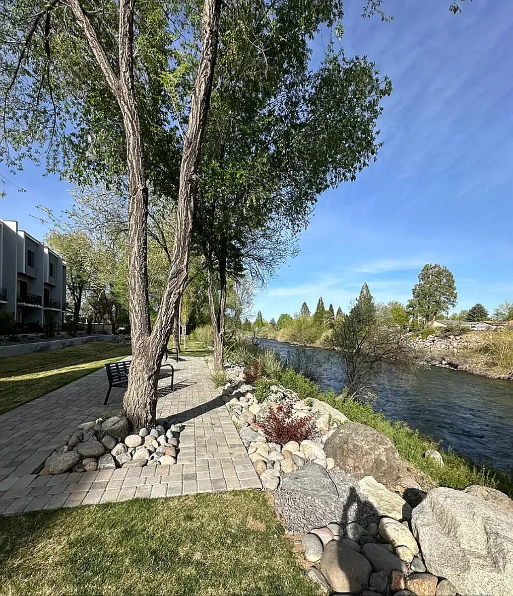 Building Photo - 2585 Clear River Ct
