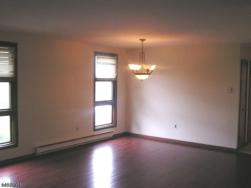 1 bed, 1.0 bath, $2,150 — Photo 3