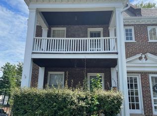 3332 W Grace St #2, Richmond, VA 23221