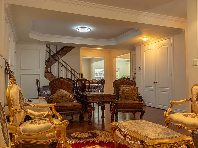 29 Wendelyn Dr #MAIN 2ND FLOOR — Photo 7