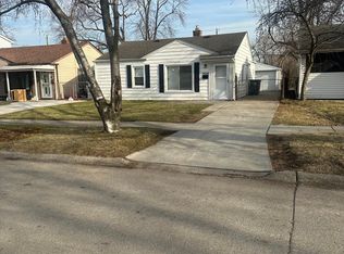 19016 Wall St, Melvindale, MI 48122