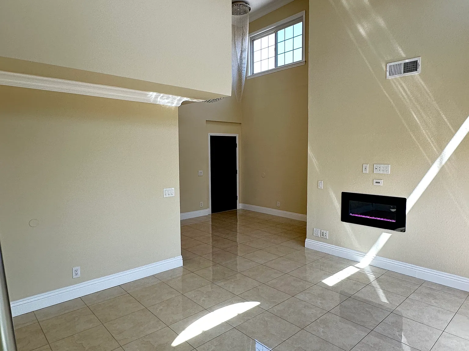 Living Room/Loft View