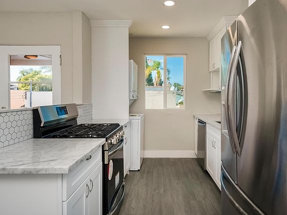 3rd image of 3425 33rd St