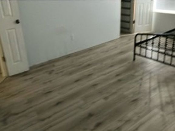 5th image of 502 Sherwood Ct