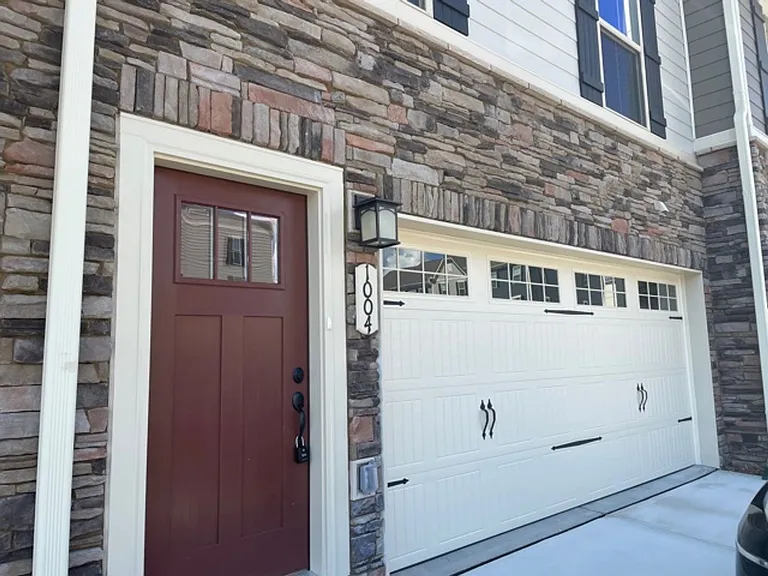 1004 Channing Park Cir — Photo 30