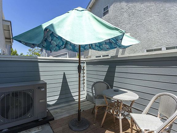 4th image of 9940 Scripps Vista Way Unit 135