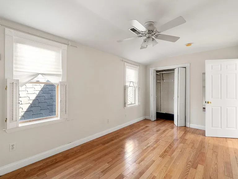 485 E 6th St #2 — Photo 15
