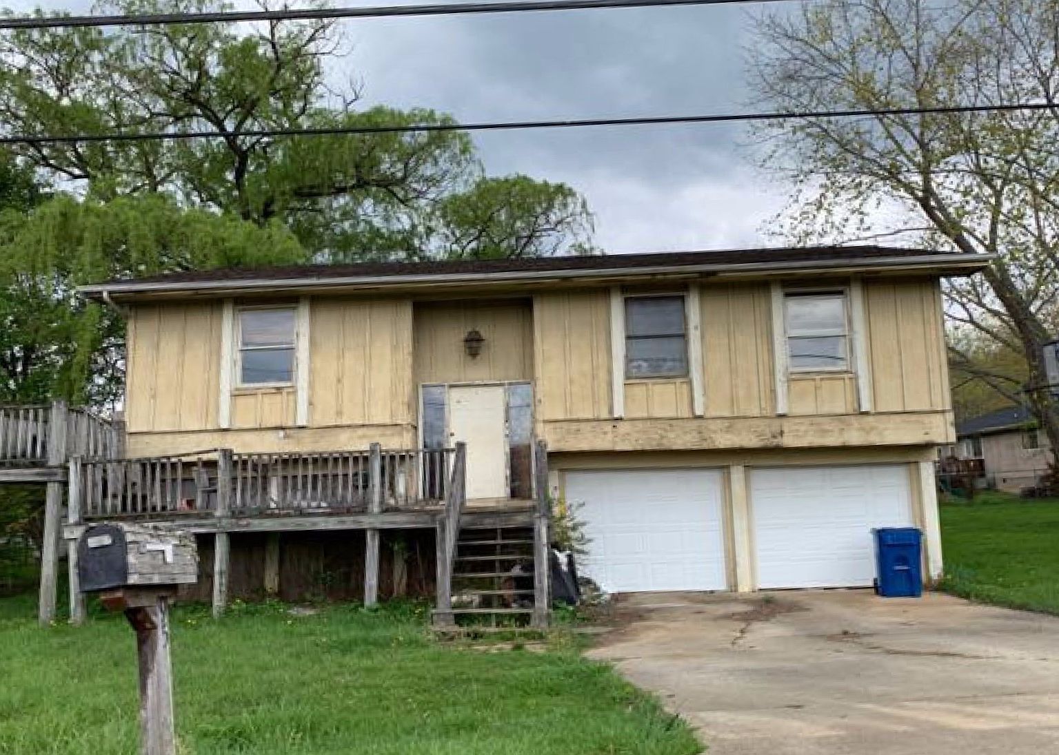 95 Spencer St Clyde Nc 28721 Zillow