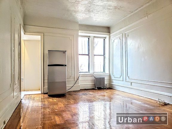 3rd image of 277 Eastern Pkwy APT 5B