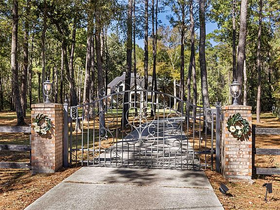 4th image of 13322 Stonecrest Ln