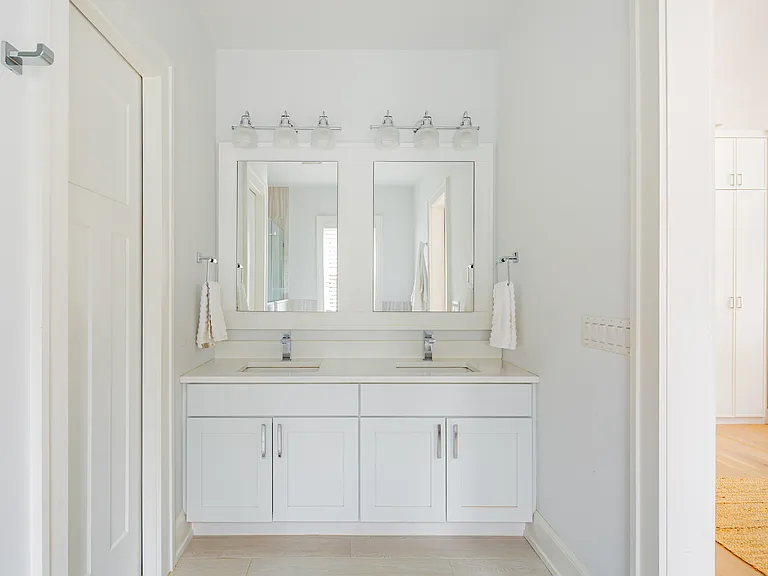 72 Talmage Farm Ln — Photo 15