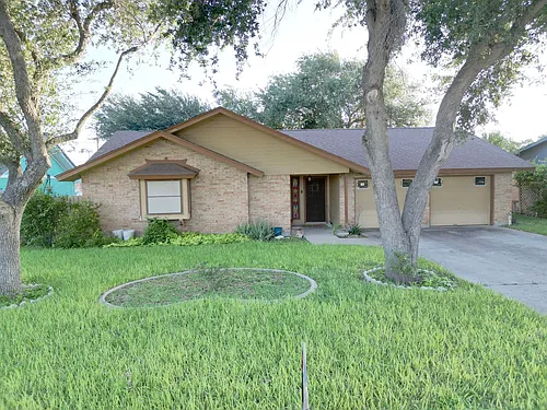 2812 Carnation Ave Photo 1
