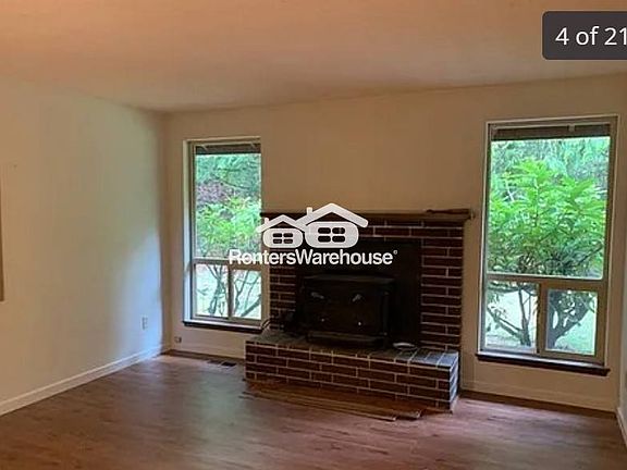 3rd image of 10400 SE Vashon Vista Dr