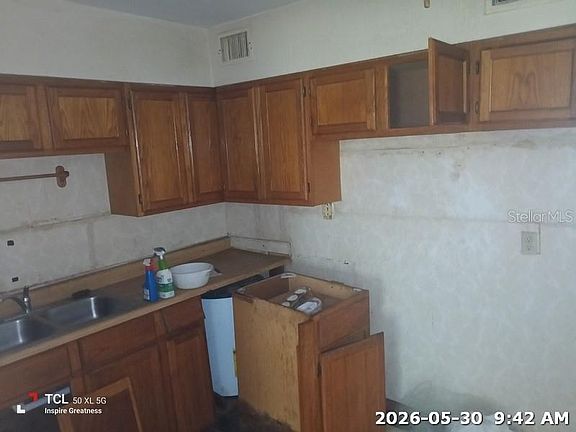 3rd image of 1114 30th St NW