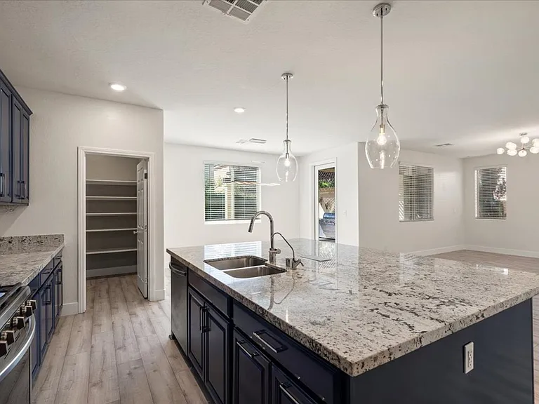 4105 Trillium Bay Ln — Photo 14