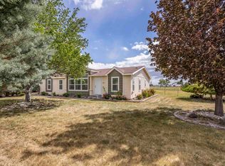 34507 S Finley Rd, Kennewick, WA 99337