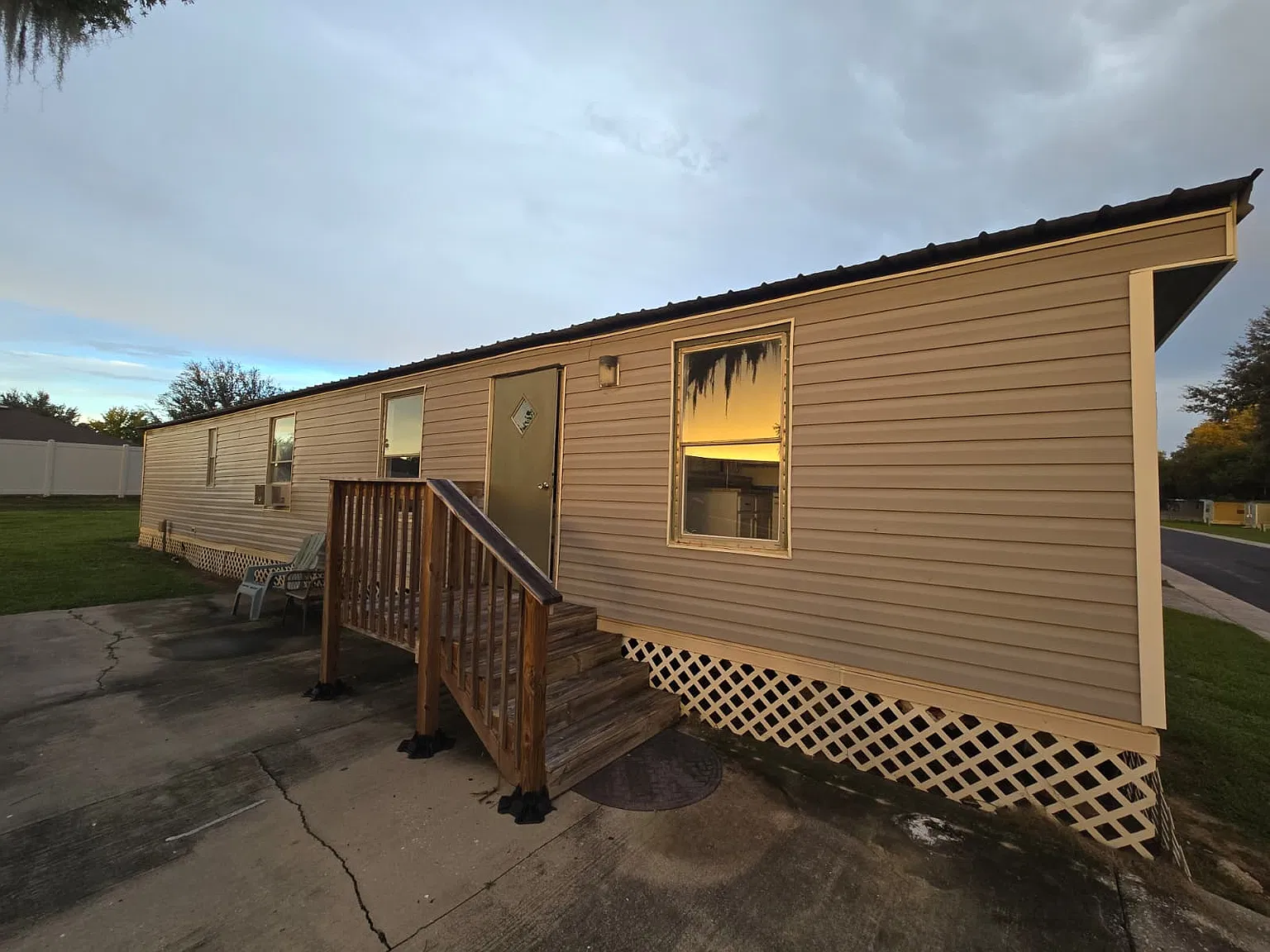 2 bed, 700 sqft, $1,650 — Photo 1
