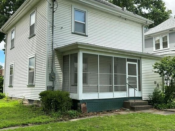 4th image of 1022 S 8th St