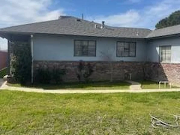 1326 Dellavalle Ave, Madera, CA 93638