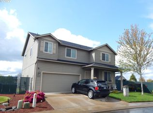 5291 Olympic Cir, Eugene, OR 97402