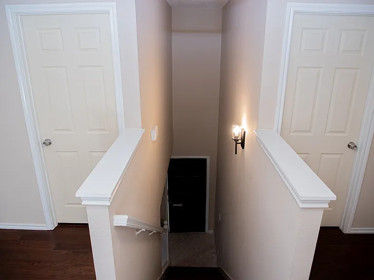2201 Driskell Ln — Photo 12