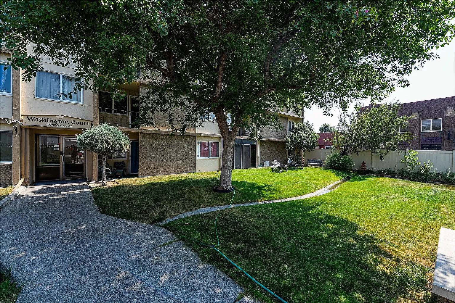 2 bed, 770 sqft, $1,600 — Photo 1